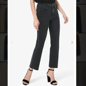 Joes Jeans / The Callie / High Rise Cropped Boot!